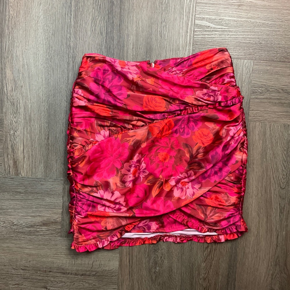 For Love &‎ Lemons Alia Mini Floral Ruched Skirt Womens Small Red Pink Coquette